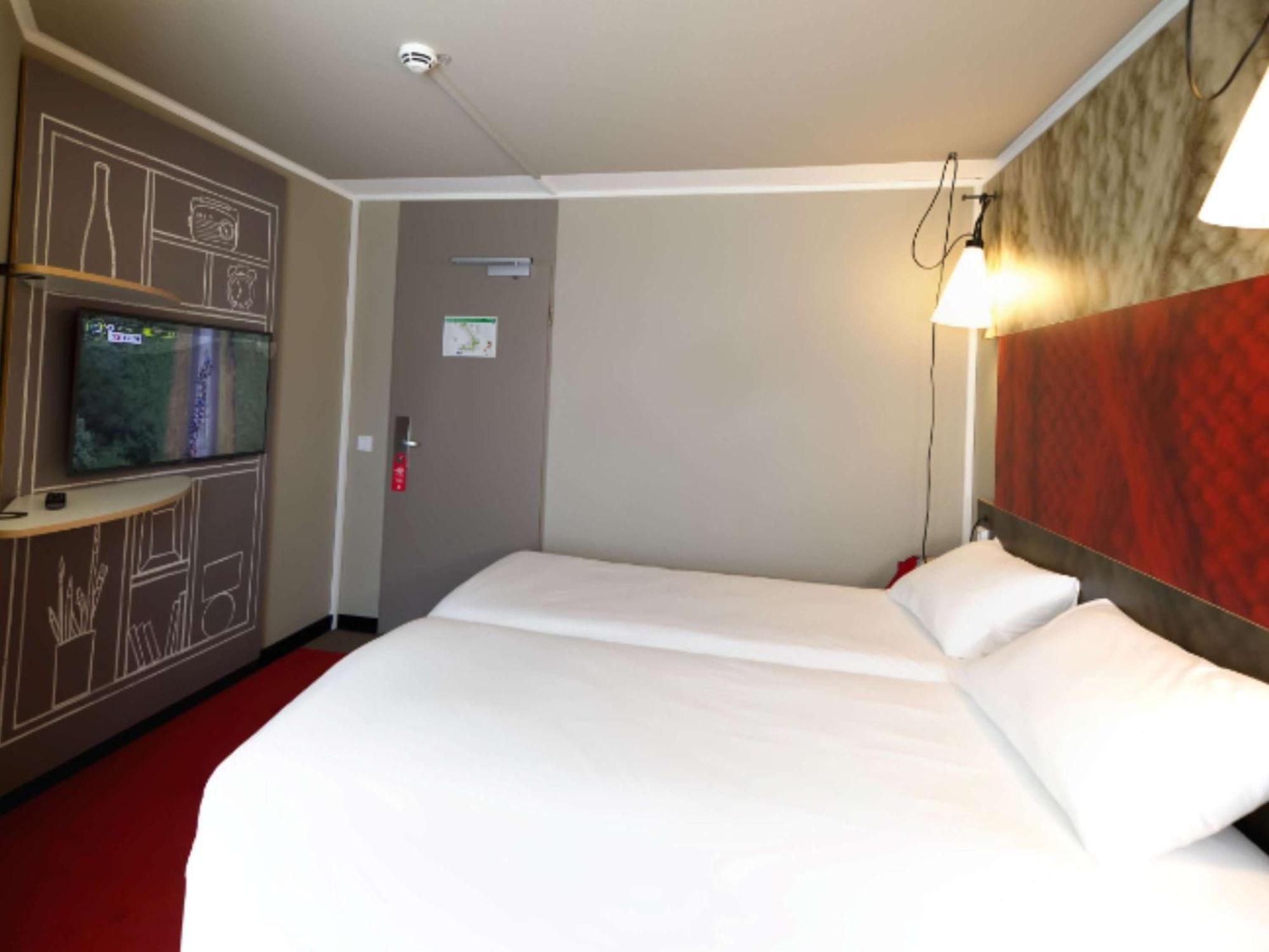 Ibis Koeln Centrum Eksteriør bilde