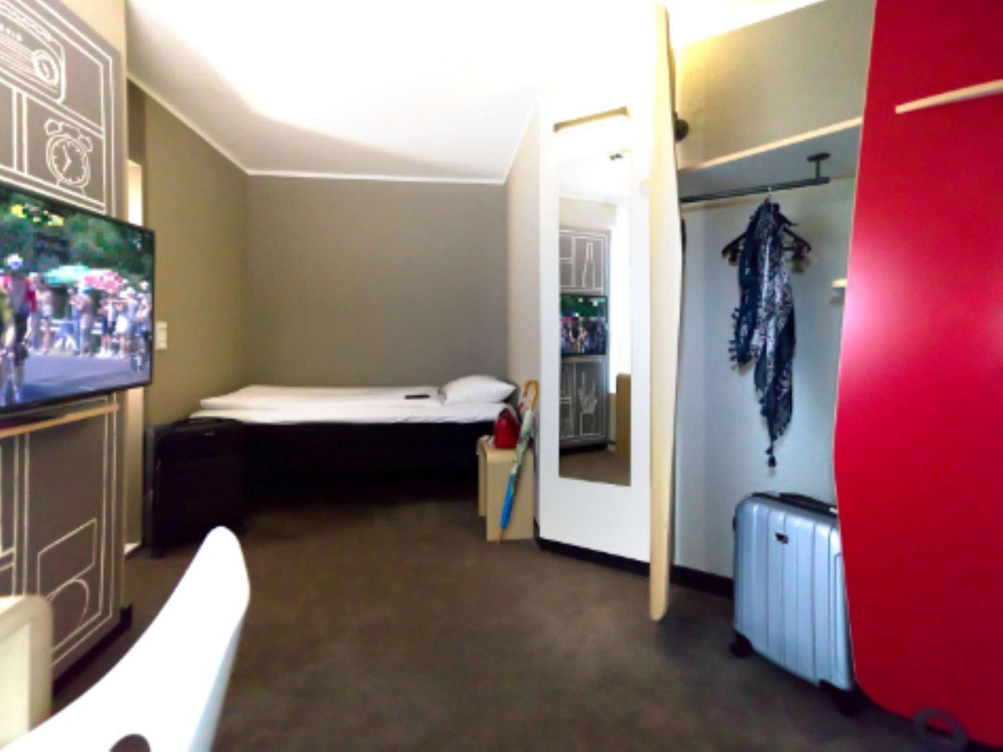 Ibis Koeln Centrum Eksteriør bilde